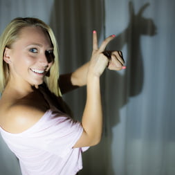 AJ Applegate in 'Evil Angel' Manhandled 6 (Thumbnail 2)