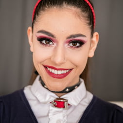 Arielle Faye in 'Evil Angel' Hookup Hotshot: Clickbait (Thumbnail 1)