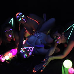 Dana DeArmond in 'Evil Angel' Sex Games (Thumbnail 35)