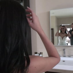 Jasmine Caro en 'Evil Angel' Las iniciaciones íntimas de Rocco 2 (Miniatura 2)