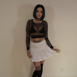Leigh Raven in 'Evil Angel' Lil' Squirts (Thumbnail 1)