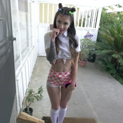 Luna Lovely in 'Evil Angel' Hookup Hotshot: We Met On The Net (Thumbnail 3)