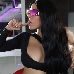 Luna Star en 'Evil Angel' Artcore: anal (Miniatura 208)