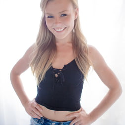 Nicole Clitman in 'Evil Angel' Manhandled 8 (Thumbnail 15)