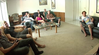 Penelope Piper en 'POV Jugg Fuckers 5'