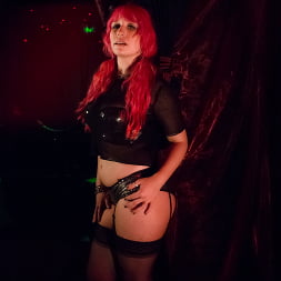 Proxy Paige in Hard In Love (Photo 2) Proxy Paige in 'Evil Angel' Hard In Love (Thumbnail 2)