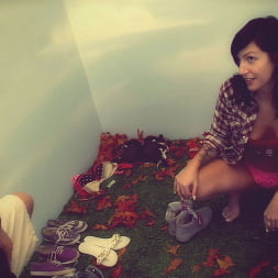 Tori Lux in OddJobs 5 (Photo 4) Tori Lux in 'Evil Angel' OddJobs 5 (Thumbnail 4)